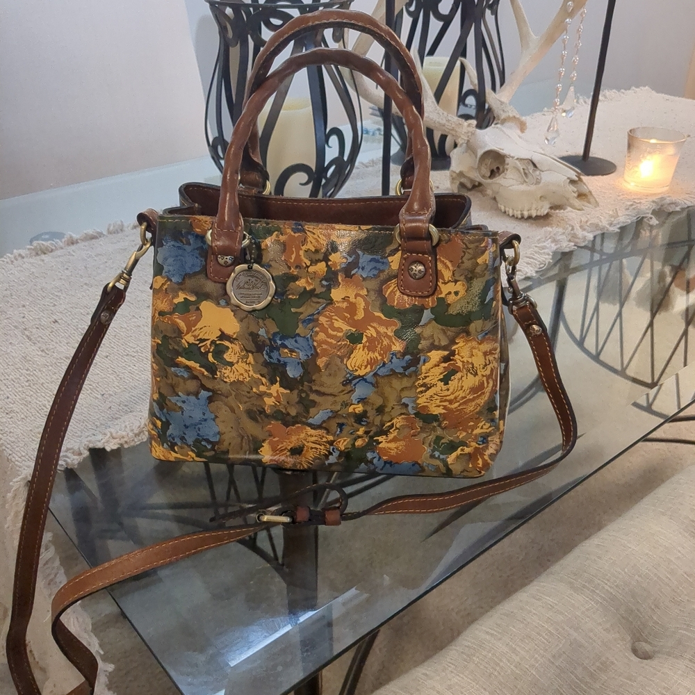 Patricia Nash satchel